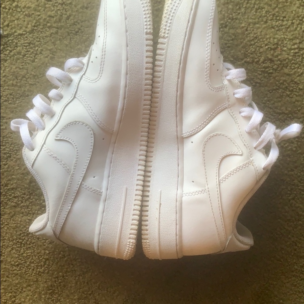 Air forces - Picture 3 of 3